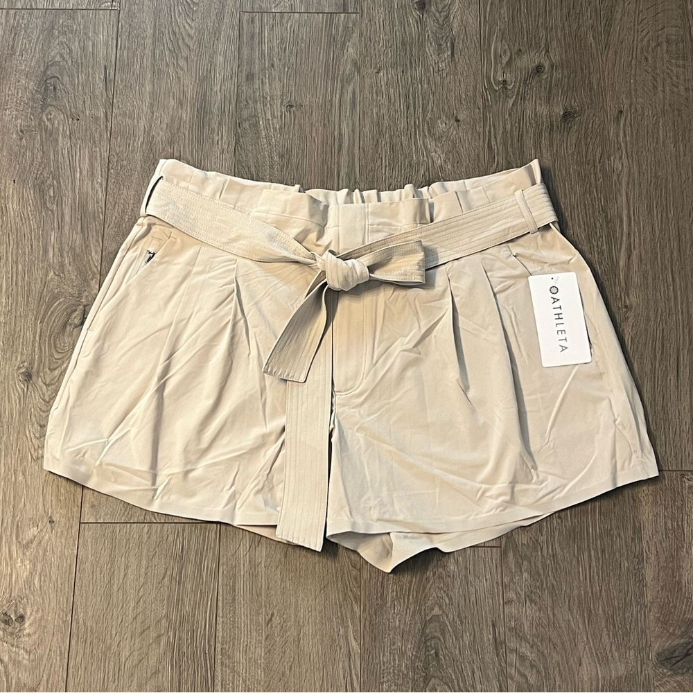 Athleta Skyline Short II